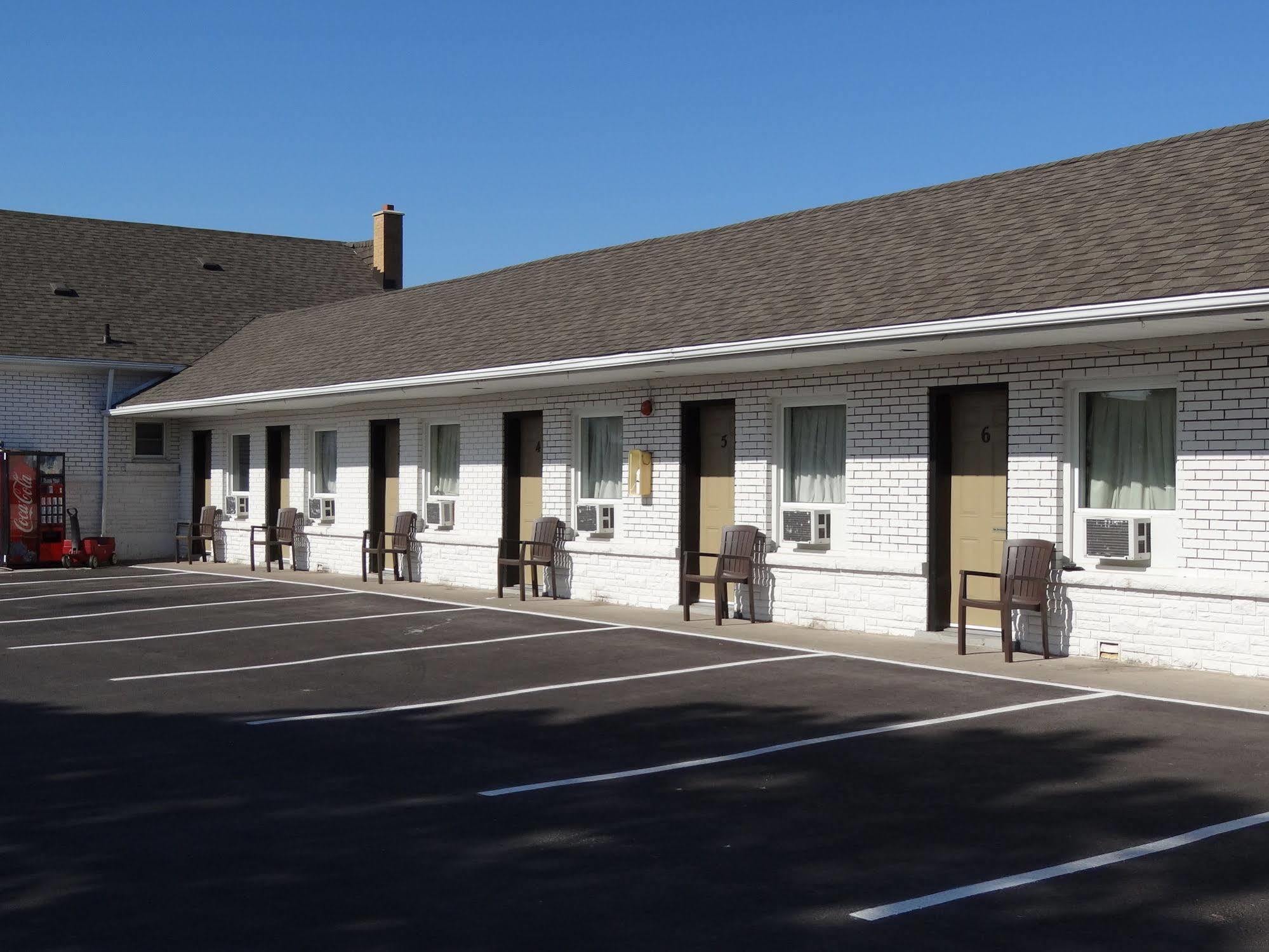 Falcon Inn Niagara Falls Exterior foto